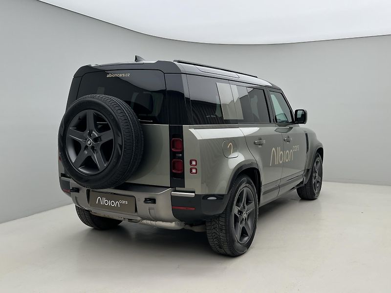 Land Rover Defender 110 D300 X-DYNAMIC SE AWD AUT  - fotka 12 z 48