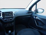 Peugeot 208 (2018) 1.2 PureTech, ČR,1.maj - náhled 8