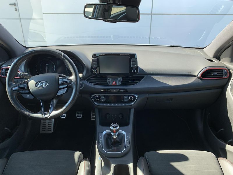 Hyundai i30 FB N PERFORMANCE 2.0 T-GDi - fotka 2 z 36