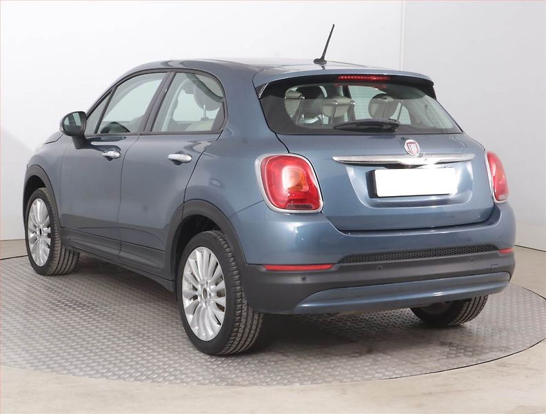 Fiat 500X (2018) 1.4 MultiAir, Automat, Kůže - fotka 4 z 17