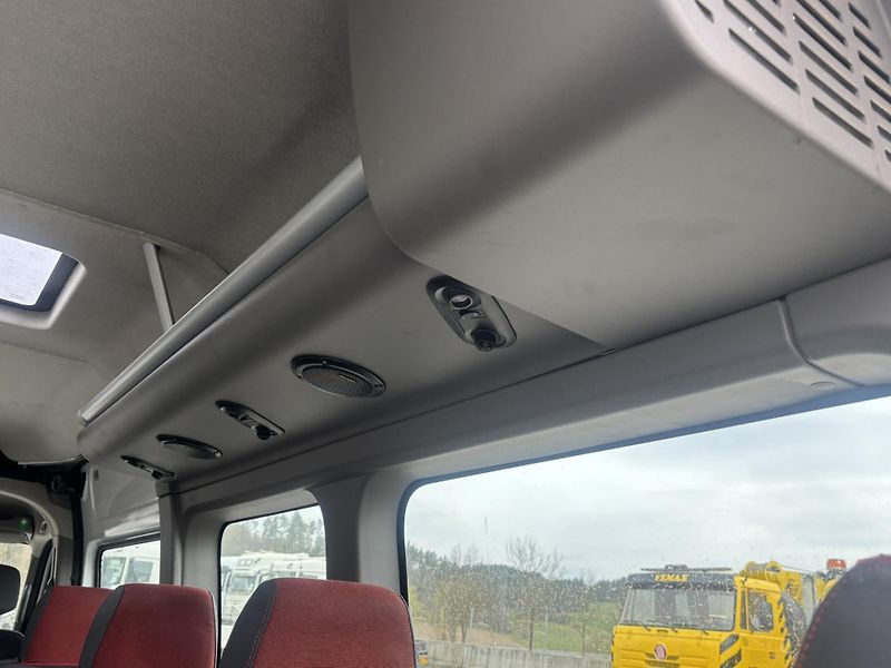 Renault Master dCi 145 EURO 6 minibus - fotka 19 z 20