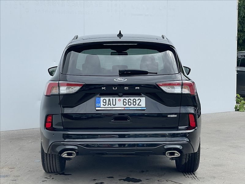 Ford Kuga 2,5 Duratec HEV CVT ST-Line X - fotka 23 z 24
