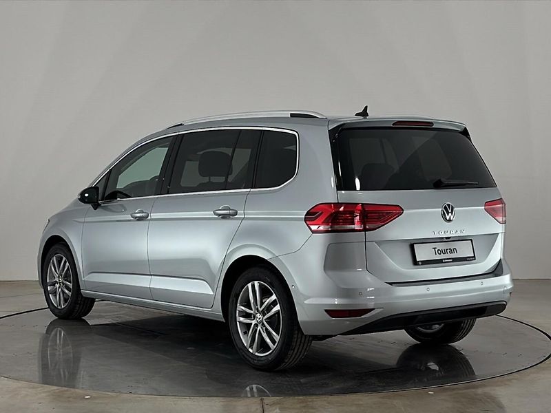Volkswagen Touran (2026) MPV - fotka 15 z 30