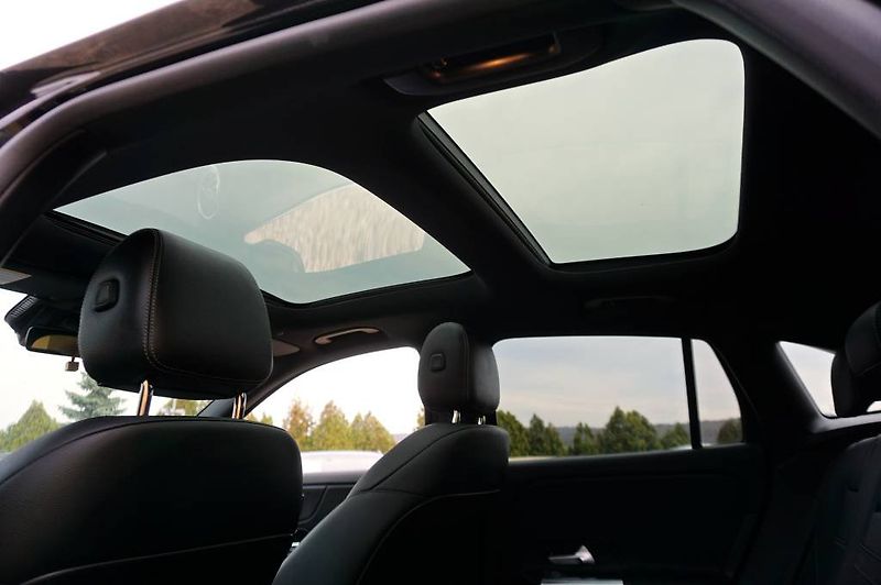 Mercedes-Benz GLA (2023) 4 MATIC 250 165 kW - fotka 29 z 54