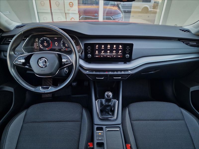 Škoda Octavia 1.5 TSI Ambition,ČR,1.Majitel - fotka 24 z 50
