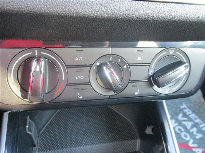 Škoda Fabia 1,0 TSI, Style,81kW,servis,CZ, - fotka 18 z 31