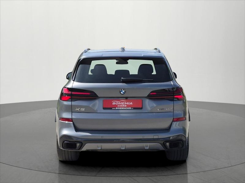 BMW X5 3,0 30d xDrive Msport DPH ČR - fotka 6 z 35