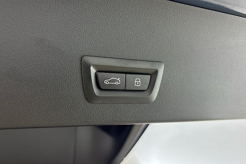 BMW X3 xDrive20d - fotka 11 z 26