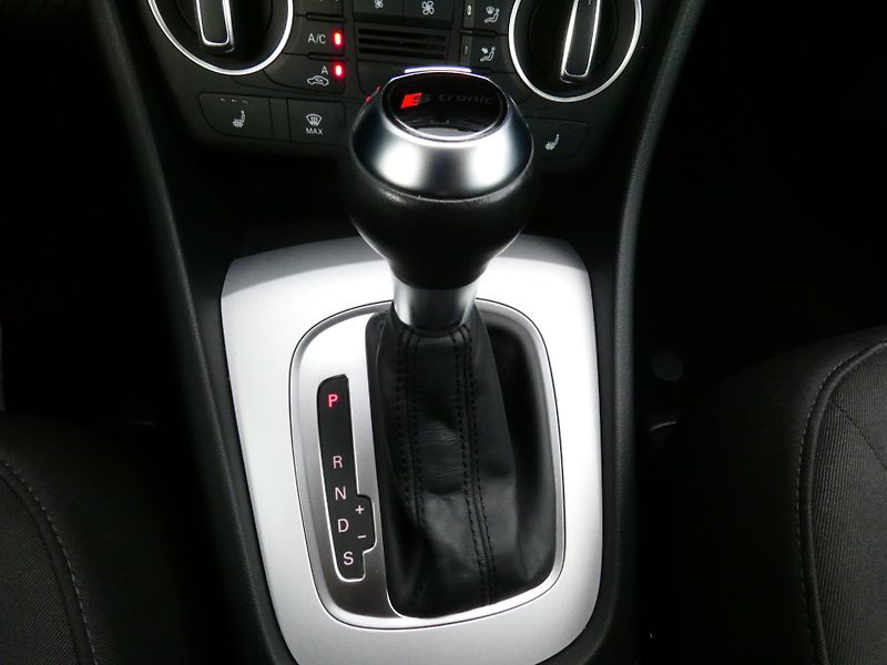 Audi Q3 (2015) 1,4 TFSI 110KW - fotka 27 z 30