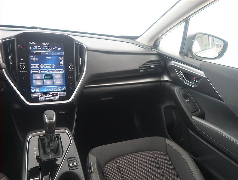 Subaru Impreza (2025) 2.0 e-Boxer - fotka 8 z 15