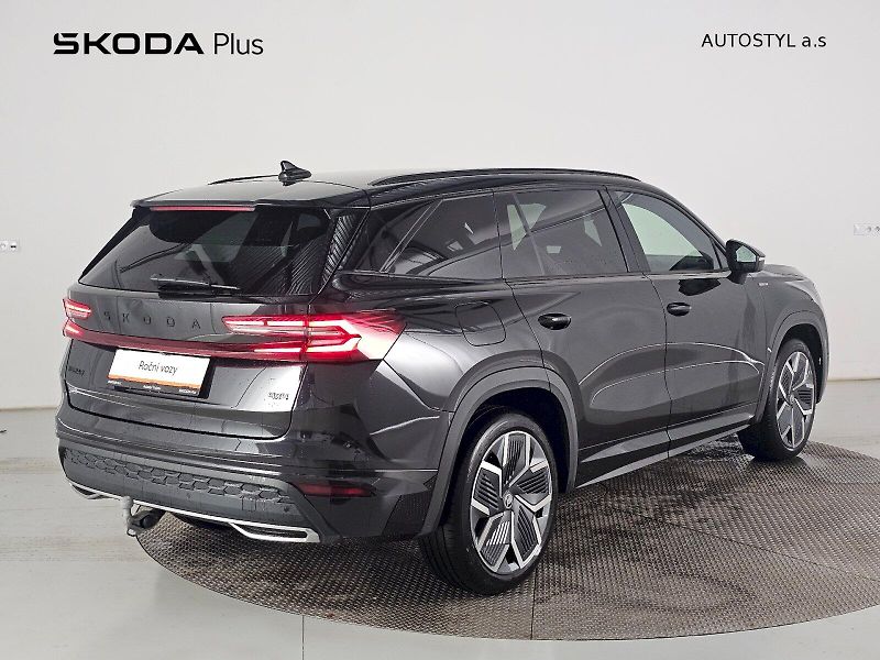 Škoda Kodiaq (2025) 2.0TDi 142kW 4X4 SPORTLINE 7S - fotka 2 z 33