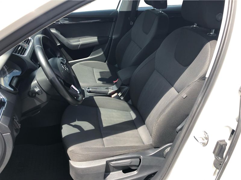 Škoda Octavia 1,4 TGI  STYLE - fotka 11 z 28