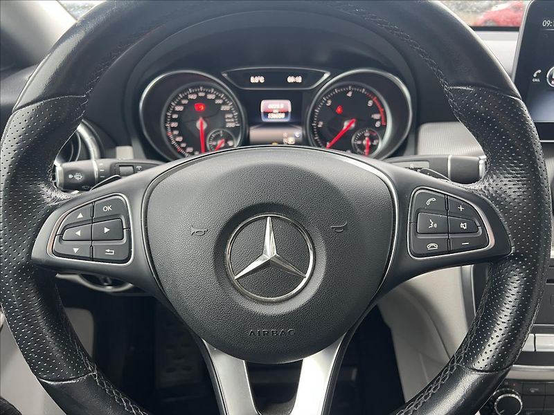 Mercedes-Benz CLA 2,2 d Shooting brake,Automat - fotka 14 z 26