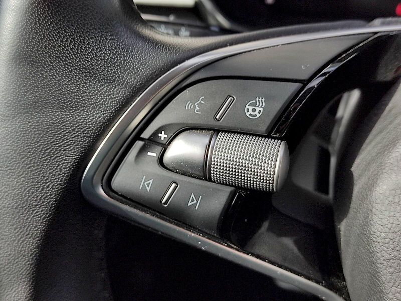 Škoda Fabia (2025) Top Selection 1,0 Tsi - fotka 29 z 36