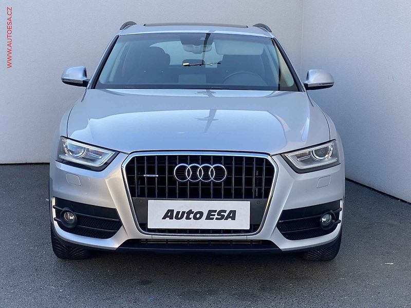 Audi Q3 (2012) 2.0 TFSi quattro, AT, bixen - fotka 2 z 20