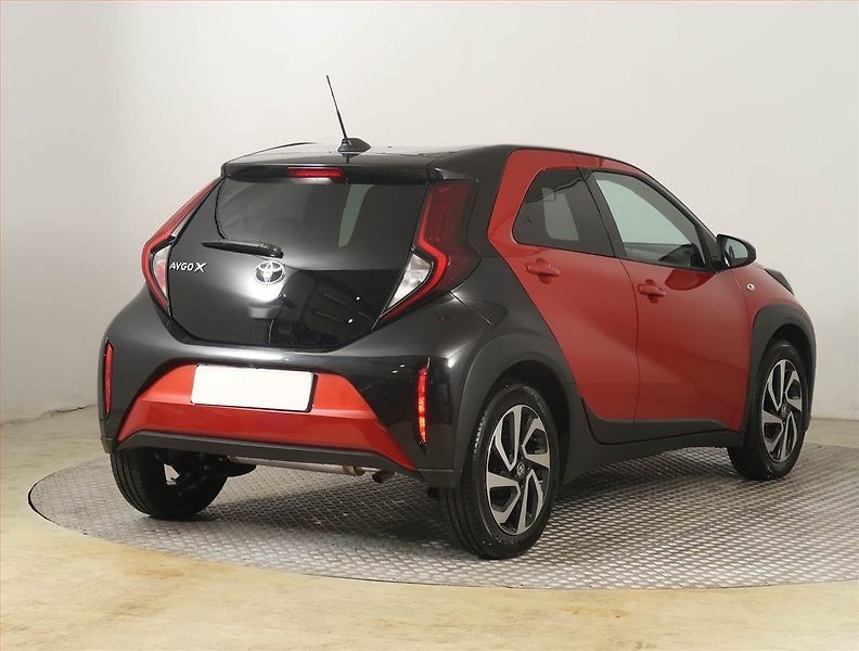 Toyota Aygo (2025) 1.0, Serv.kniha, Navi - fotka 5 z 20