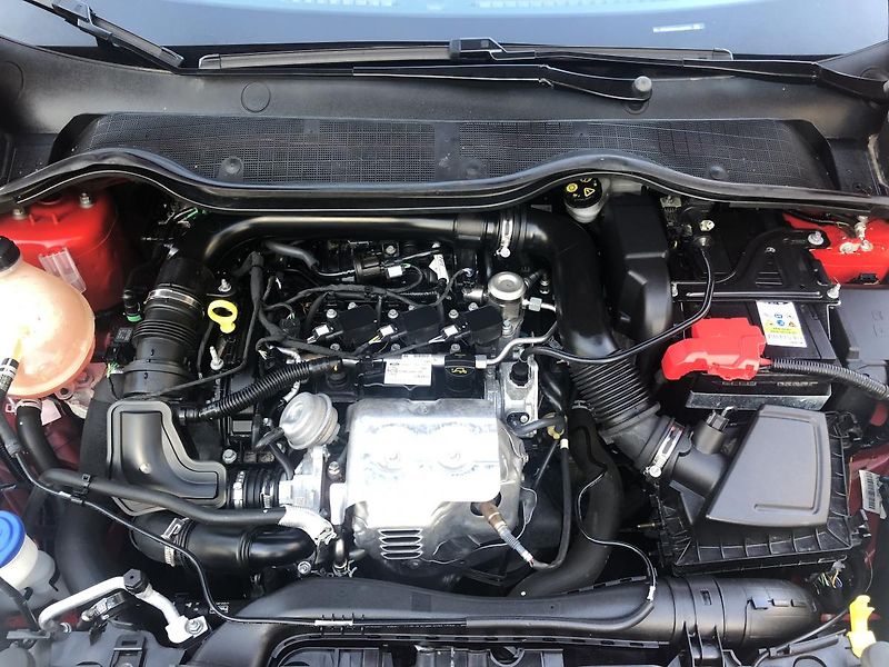 Ford Fiesta (2018) 1,0 NAVI AL kola  - fotka 66 z 69