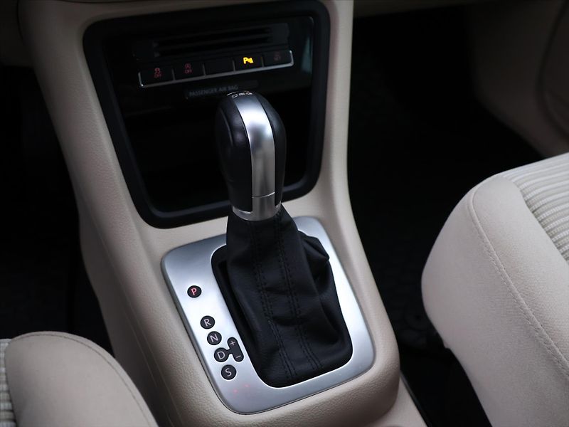 Seat Alhambra 2,0 TDI 103kW DSG Style 7-Míst - fotka 32 z 41