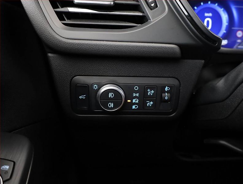 Ford Kuga (2022) 2.0 EcoBlue - fotka 18 z 21