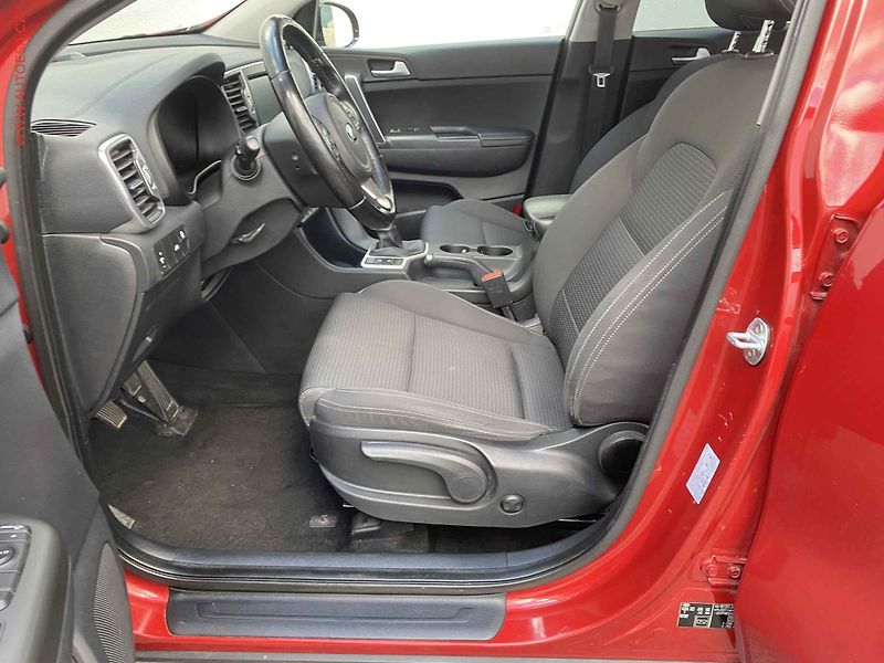 Kia Sportage (2017) 1.7 CRDi, 2.maj,ČR, Navi - fotka 9 z 16