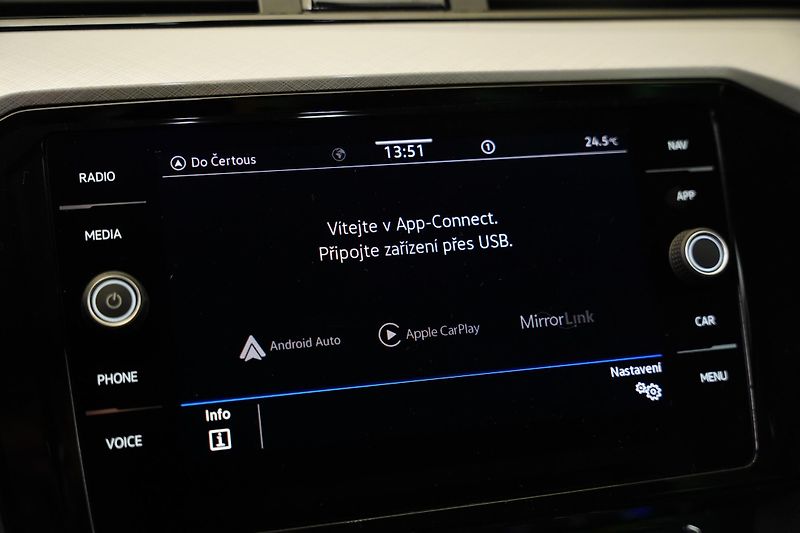 Volkswagen Passat - fotka 20 z 26