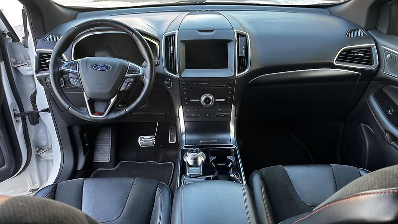 Ford Edge (2019) 1.maj CZ, Max.FORD Performance - fotka 16 z 41