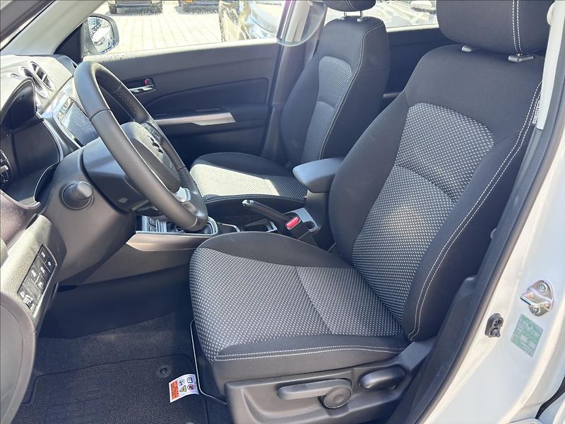 Suzuki Vitara (2026) 1,4 BoosterJet  Premium - fotka 8 z 15