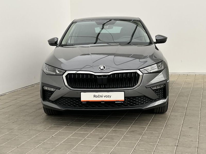 Škoda Scala 1.0 TSI Top selection - fotka 4 z 28