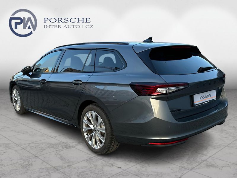 Škoda Superb Combi 2,0 TDI 4X4 SPORTLINE - fotka 4 z 21