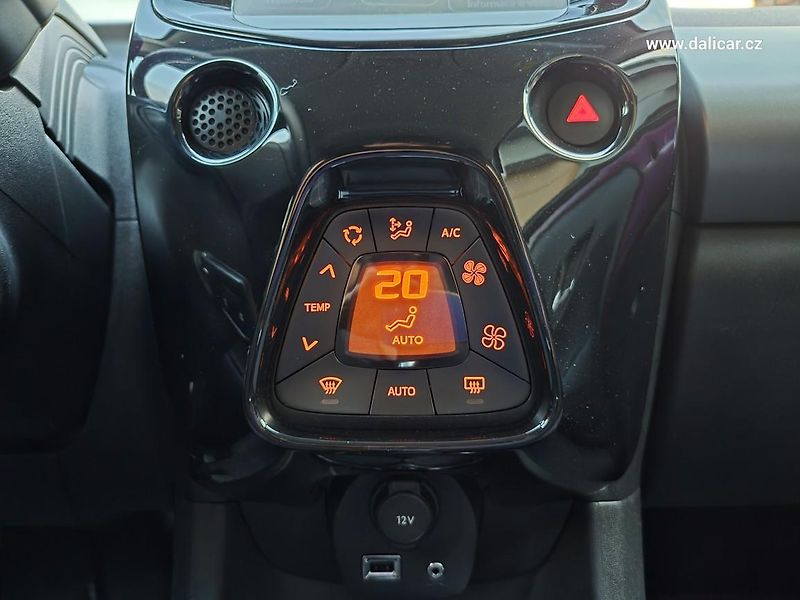 Peugeot 108 (2015) 1.0VTi 51KW Active Klimatronik - fotka 28 z 54