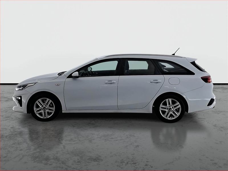 Kia Ceed (2020) 1.4 T-GDI, Serv.kniha - fotka 3 z 16