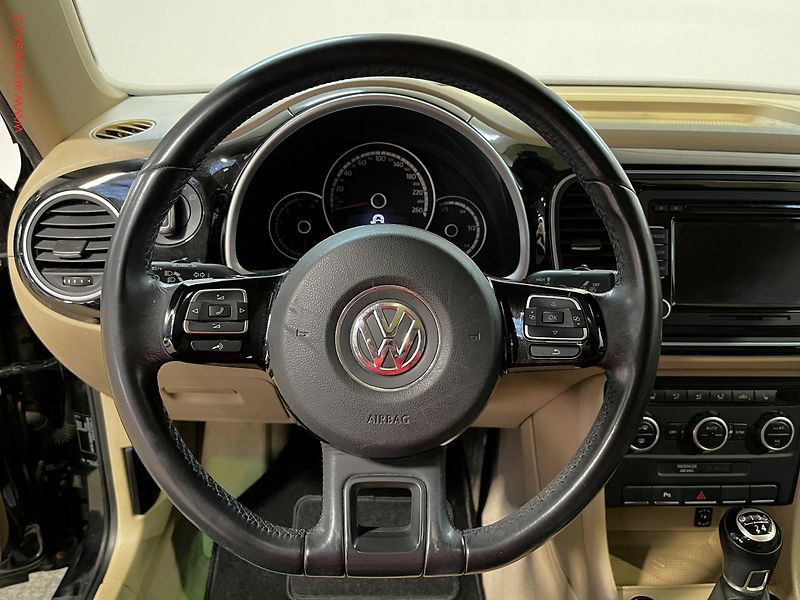 Volkswagen Beetle (2013) 1.6 TDi, ČR, Bixen, AC - fotka 14 z 14