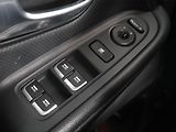 Kia Carens (2015) 1.7 CRDi, Automat, Tempomat - náhled 16