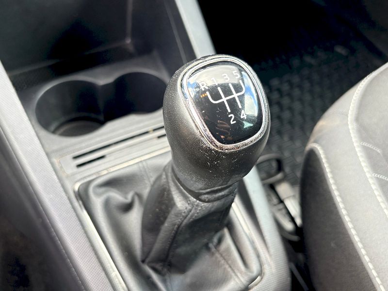 Škoda Fabia (2022) Combi 1.0 TSI / 70kW / AMBITIO - fotka 23 z 25