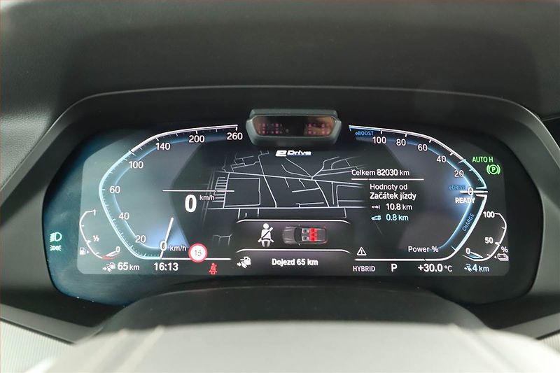 BMW X5 (2020) xDrive45e iPerf. - fotka 9 z 21