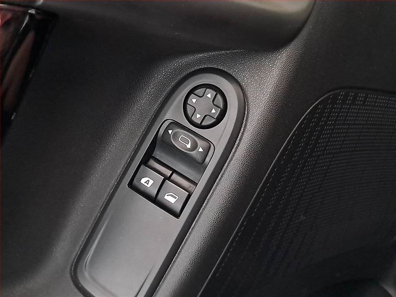 Citroën C3 (2013) 1.2 VTi, nová STK - fotka 13 z 16