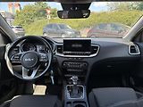 Kia Ceed 1,5 TGDi AT TOP ZÁRUKA ADAPTIV - náhled 9