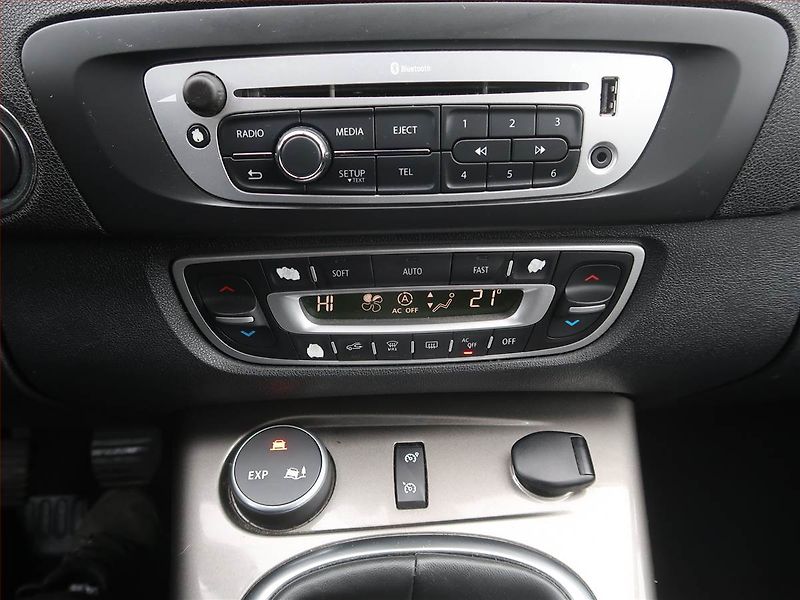 Renault Scénic (2013) xMod Expression 1.5 dCi - fotka 15 z 16