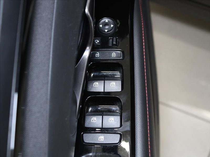 Hyundai Tucson 1,6 T-GDi MHEV N-Line 75tkm! - fotka 15 z 24