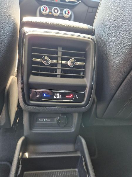 Škoda Kodiaq 2,0 TDI DSG 4x4 142kW, Exclusi - fotka 11 z 38