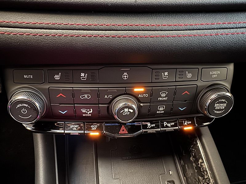 Dodge Durango 5,7 HEMI R/T PREMIUM LPG PRINS - fotka 35 z 47
