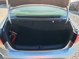 Volkswagen Passat 2,0 TDI 110 Business - náhled 11