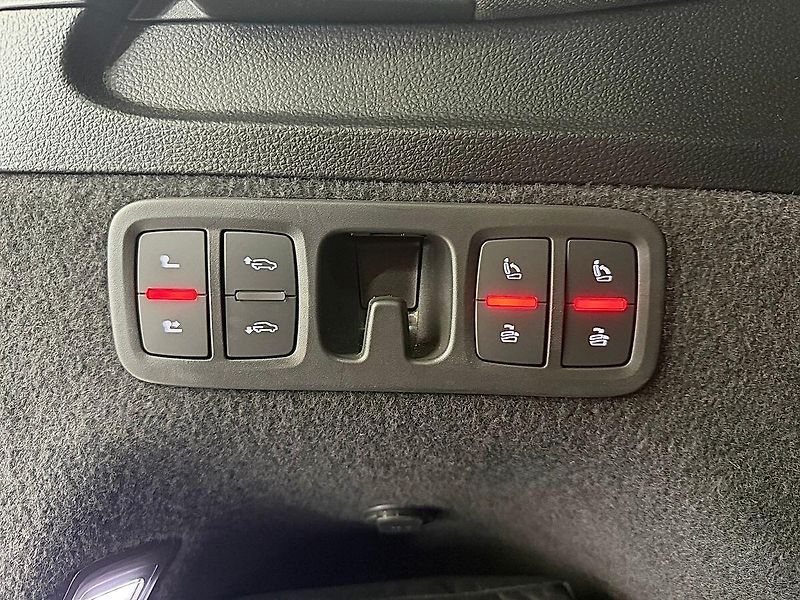 Audi Q7 50 TDI QUATTRO S-LINE, WEBASTO - fotka 32 z 35