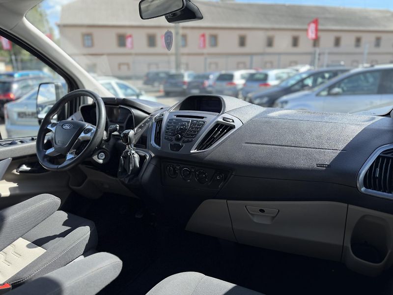 Ford Tourneo Custom 8 míst, TAŽNÉ, SERVIS FORD - fotka 4 z 15