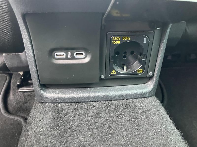 Škoda Octavia 2,0 TAŽNÉ,MATRIX-BEAM,COLUMBUS - fotka 15 z 40