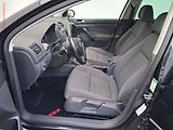 Volkswagen Golf (2008) 1.6i, Navi, AC - náhled 9