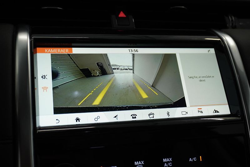 Land Rover Discovery Sport 2.0 D 134 kW 4x4 AUTOMAT  - fotka 17 z 31