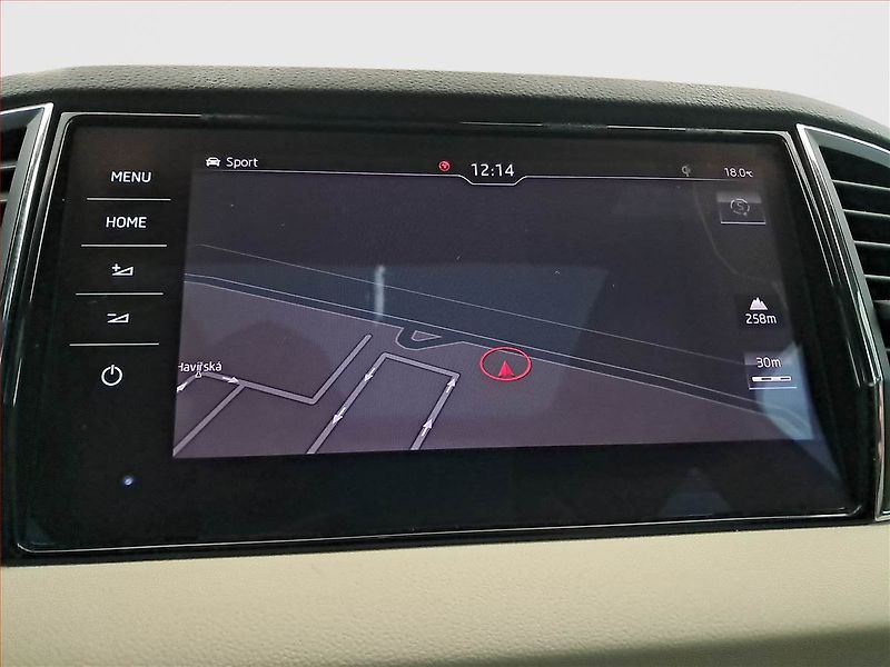 Škoda Karoq (2018) Style 2.0 TDI - fotka 13 z 22