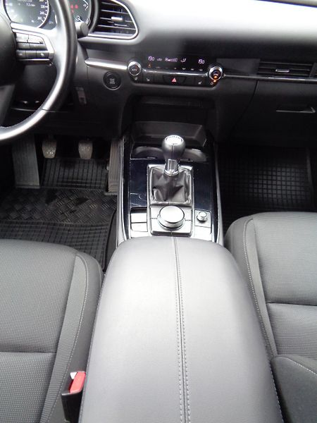 Mazda CX-30 2,5 140 PS,Center-line,Z.PNEU! - fotka 13 z 34