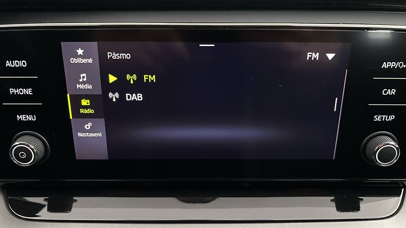 Škoda Octavia 2.0 TDI Ambition Combi - fotka 11 z 25